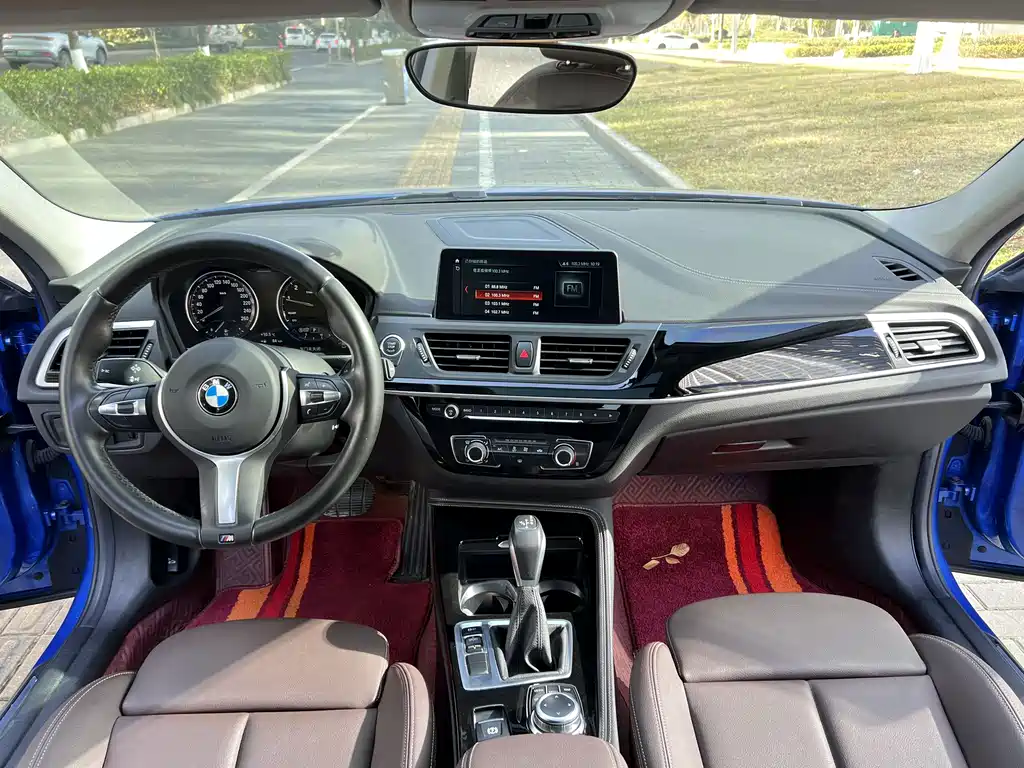 BMW BMW 1 Series 2019 118i M Sport Package 2019 - thumbnail 6