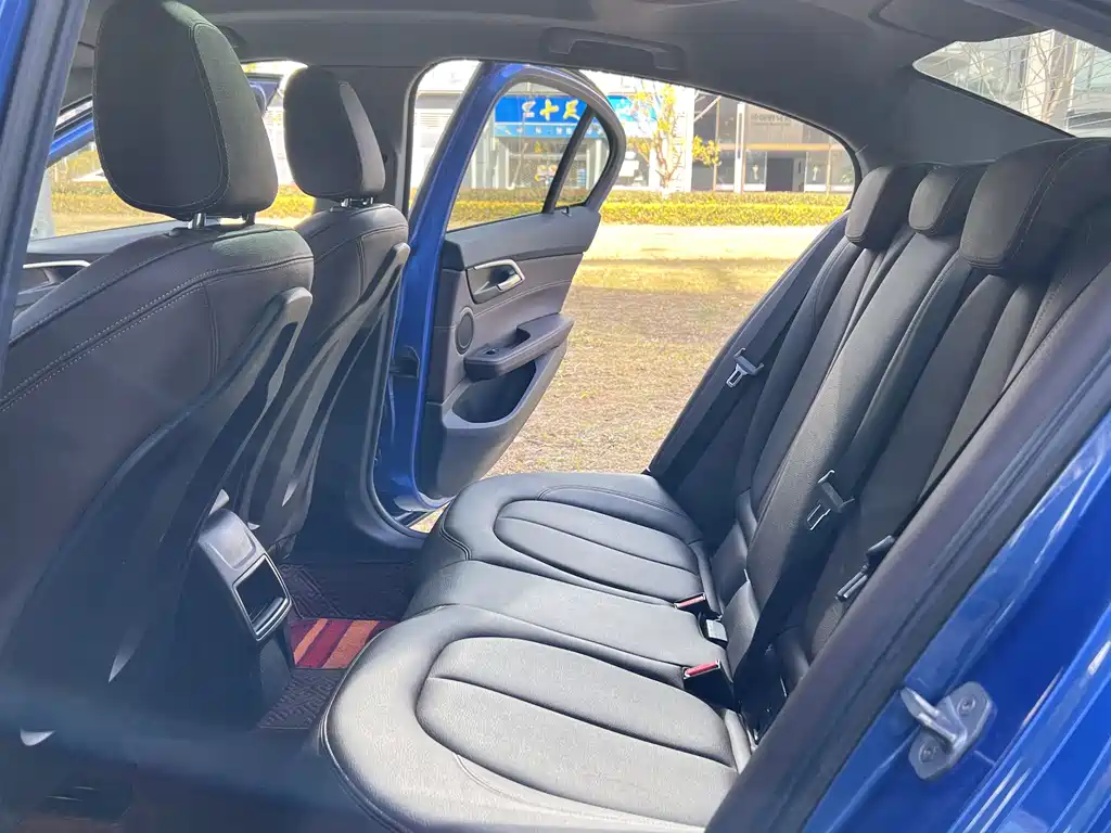BMW BMW 1 Series 2019 118i M Sport Package 2019 - thumbnail 11