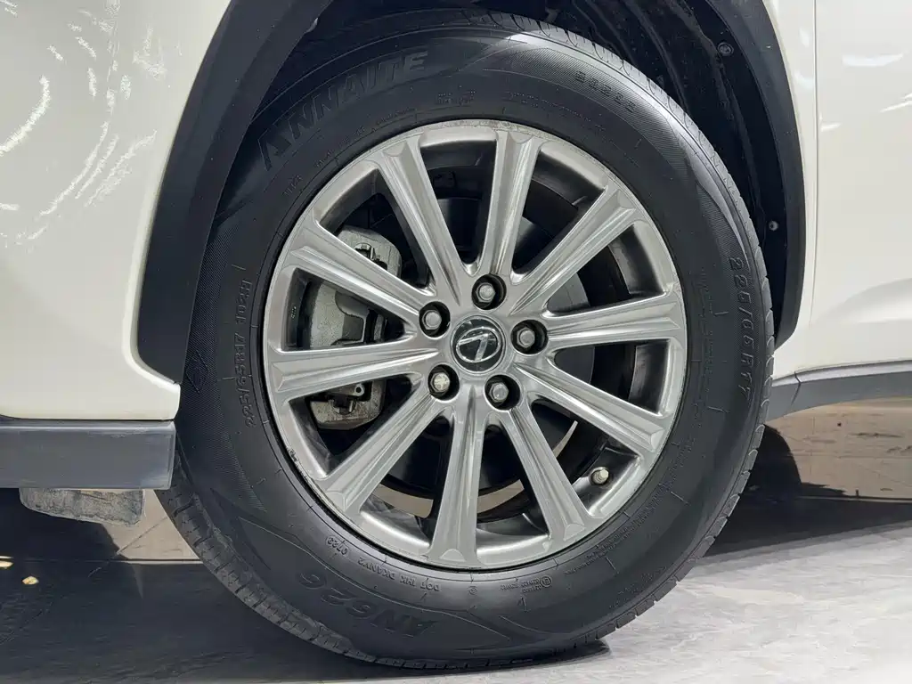 Lexus Lexus NX 200 F Sport AWD 2020 Model VI 2019 - thumbnail 19