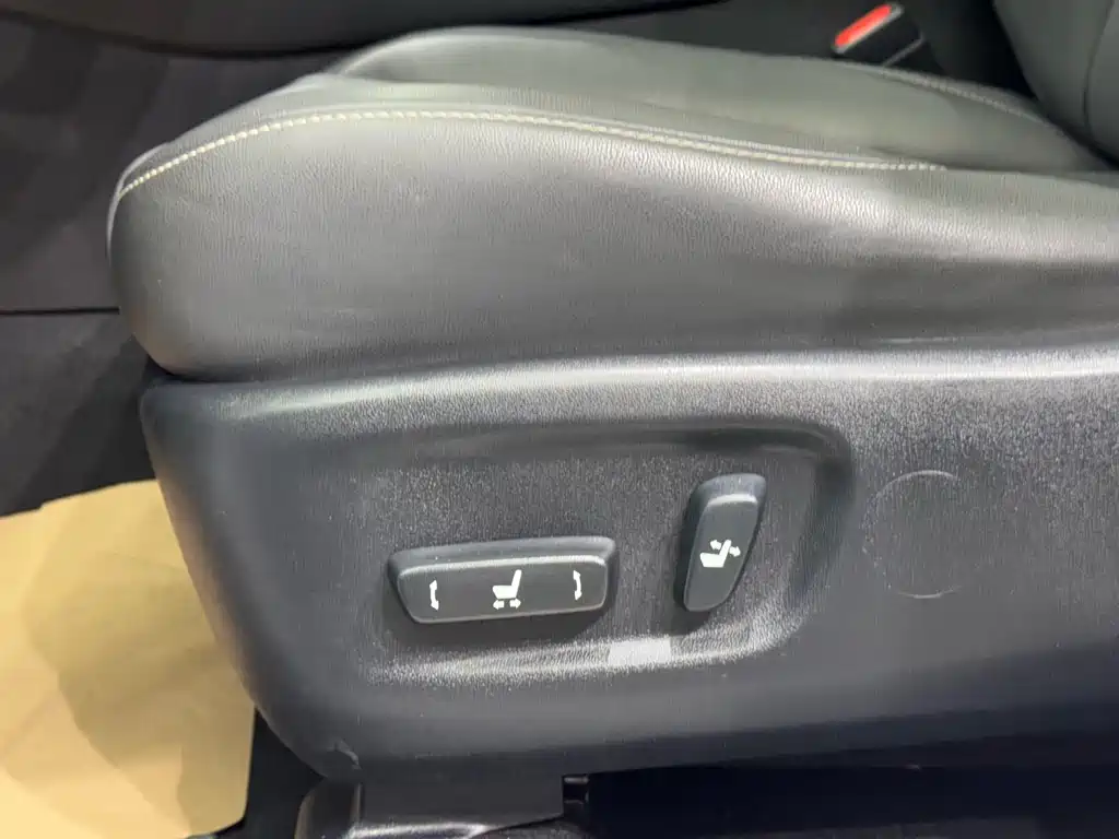 Lexus Lexus NX 200 F Sport AWD 2020 Model VI 2019 - thumbnail 24