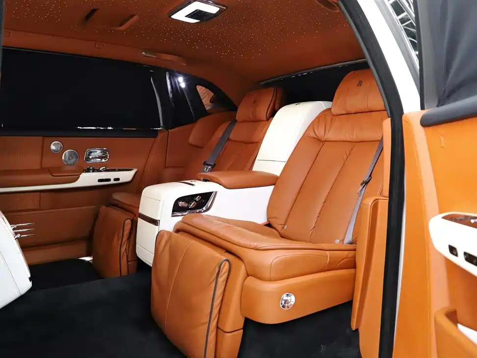Rolls-Royce Phantom 2018 6.7T Extended Wheelbase Version 2018 - thumbnail 9
