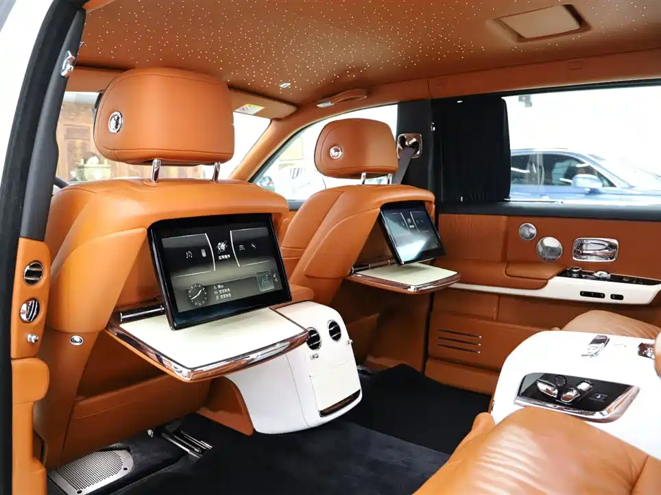 Rolls-Royce Phantom 2018 6.7T Extended Wheelbase Version 2018 - thumbnail 10