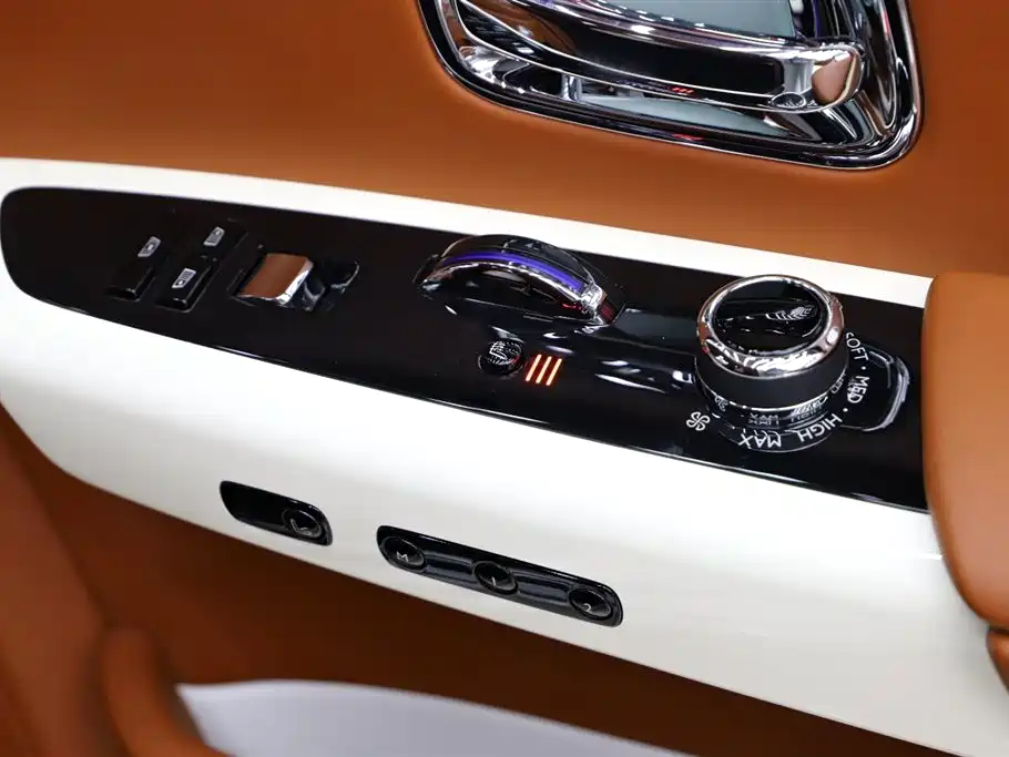 Rolls-Royce Phantom 2018 6.7T Extended Wheelbase Version 2018 - thumbnail 20