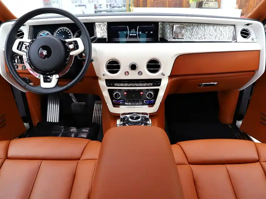 Rolls-Royce Phantom 2018 6.7T Extended Wheelbase Version 2018 - thumbnail 21