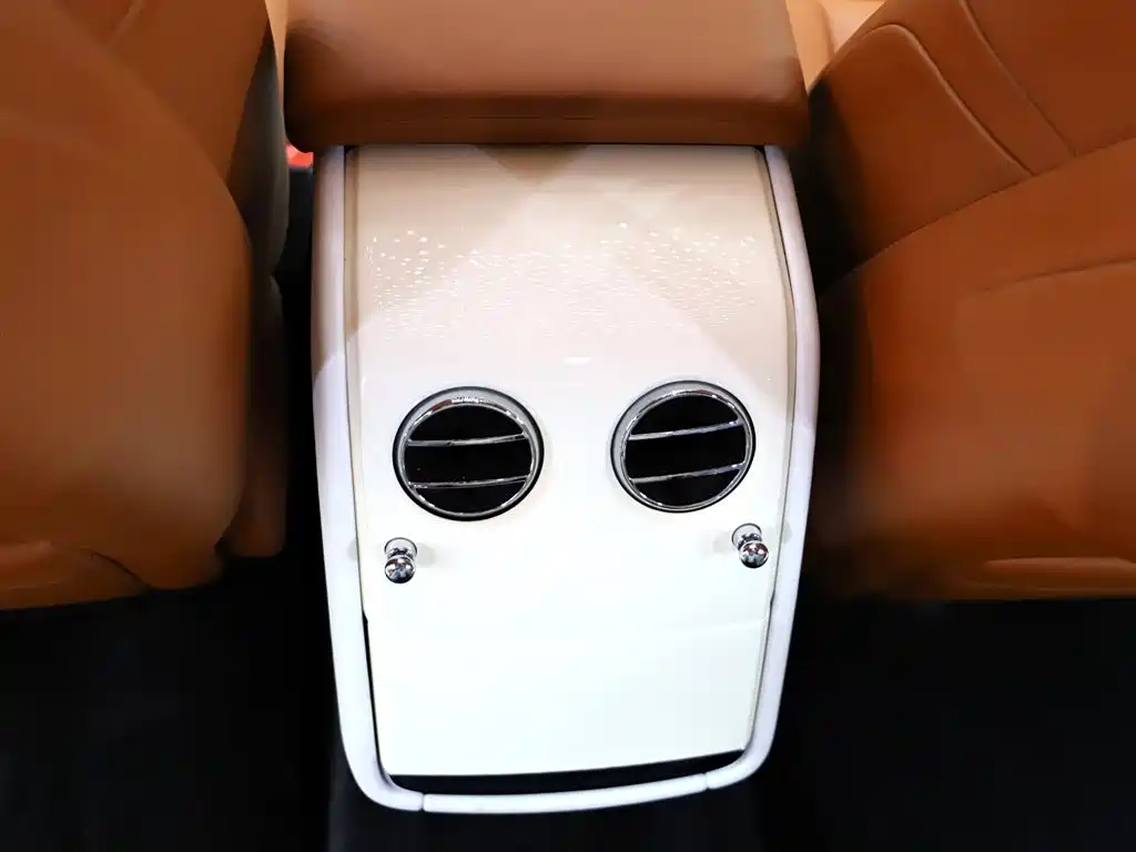 Rolls-Royce Phantom 2018 6.7T Extended Wheelbase Version 2018 - thumbnail 22
