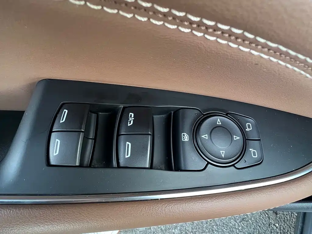 Buick Buick Regal 2019 20T Essential Edition国VI 2020 - thumbnail 15