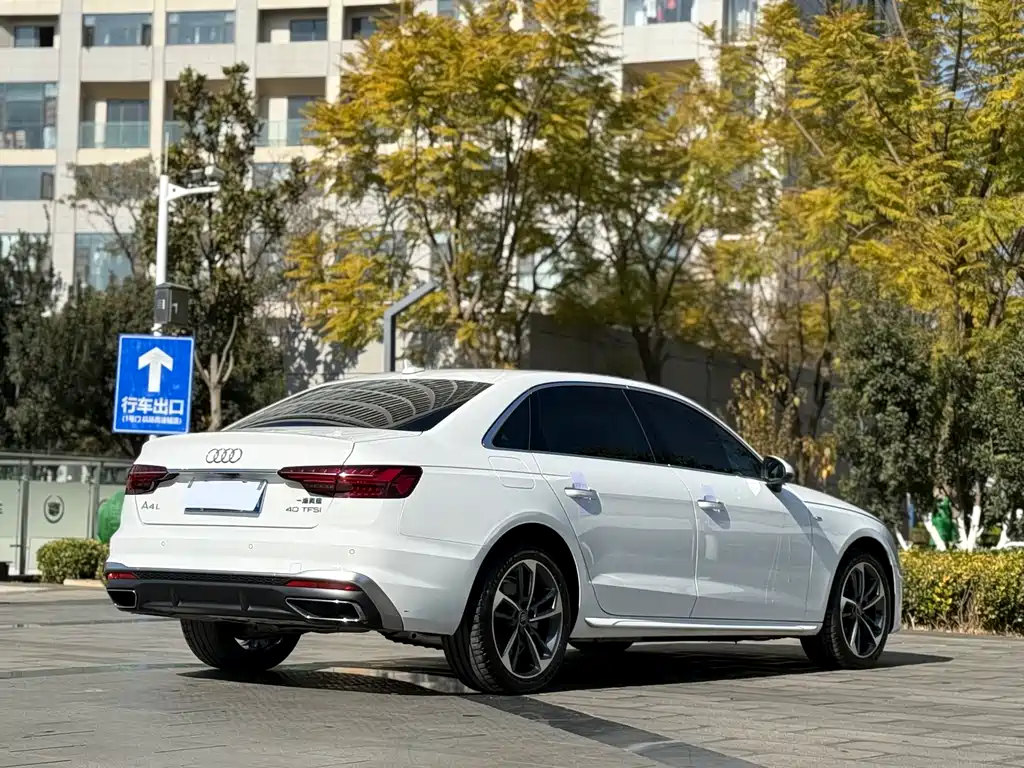 Audi Audi A4L 2022 40 TFSI Fashion Dynamic Edition 2022 - thumbnail 7