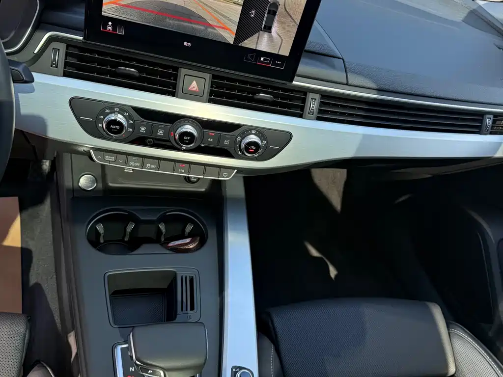 Audi Audi A4L 2022 40 TFSI Fashion Dynamic Edition 2022 - thumbnail 25