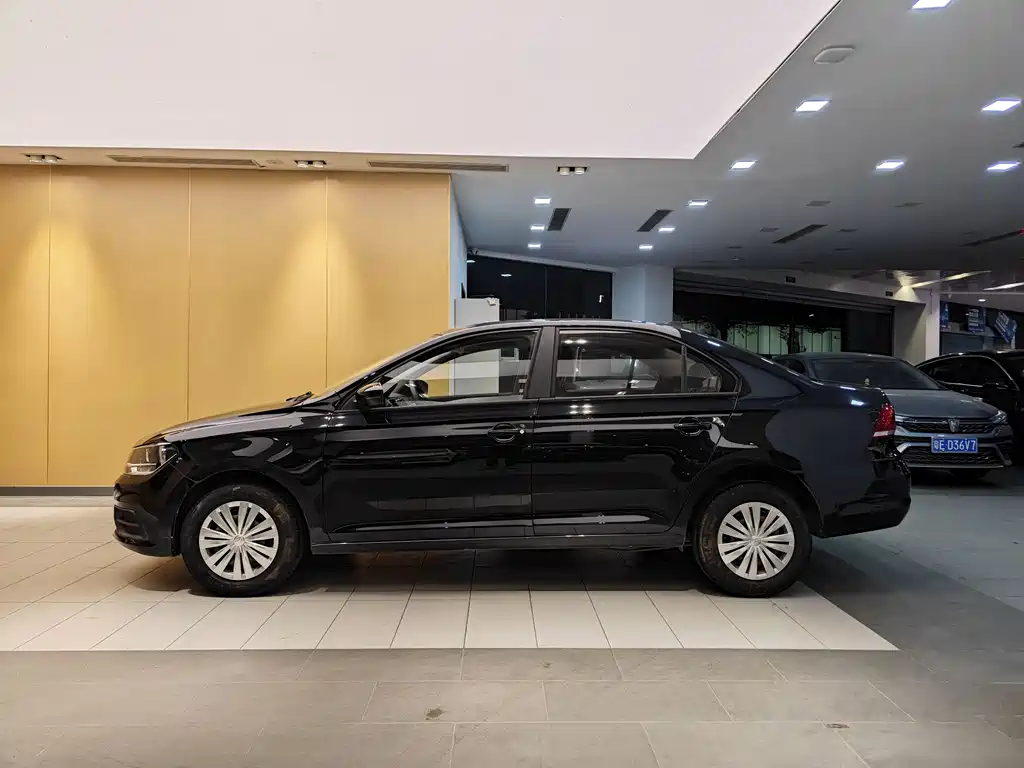 Volkswagen Volkswagen Santana 2016 1.6L Automatic Fashion Edition 2018 - thumbnail 6