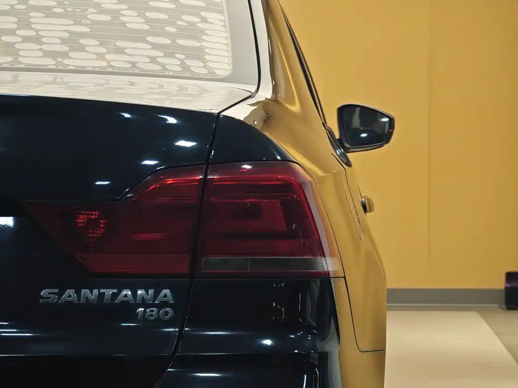 Volkswagen Volkswagen Santana 2016 1.6L Automatic Fashion Edition 2018 - thumbnail 24