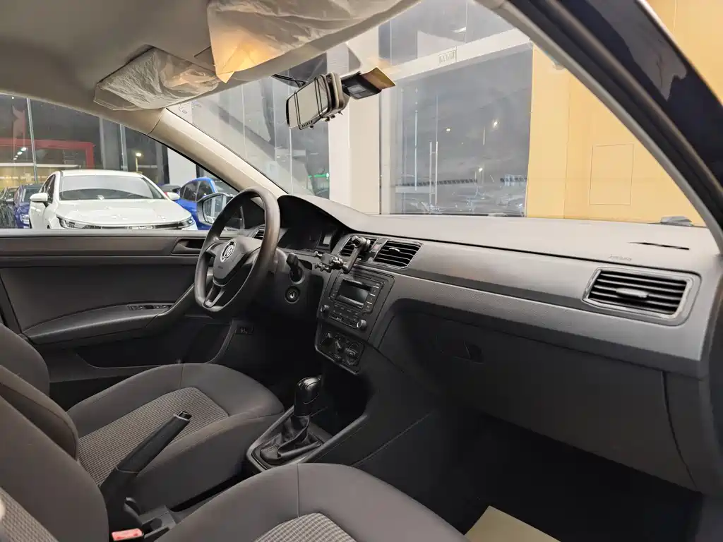 Volkswagen Volkswagen Santana 2016 1.6L Automatic Fashion Edition 2018 - thumbnail 29