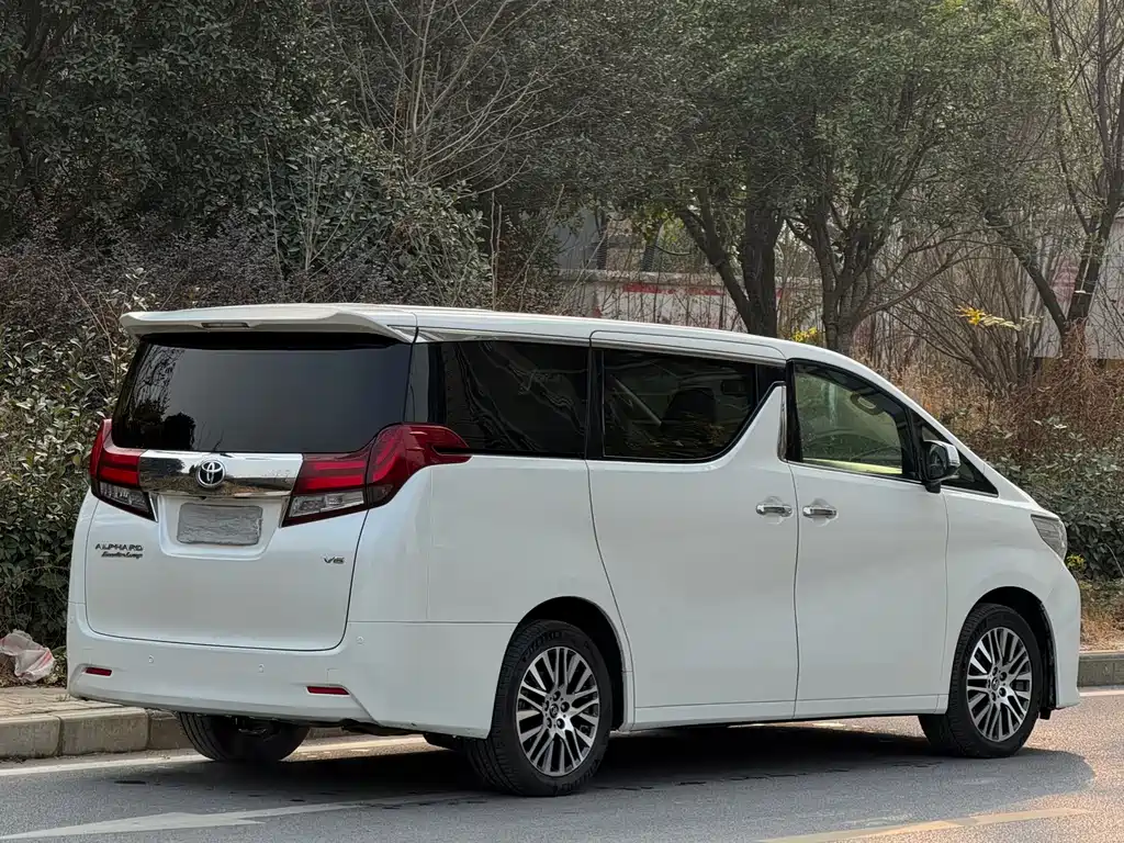 Toyota Alphard 2015 3.5L Prestige Edition 2017 - thumbnail 3