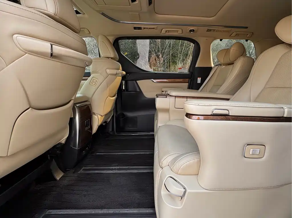 Toyota Alphard 2015 3.5L Prestige Edition 2017 - thumbnail 10