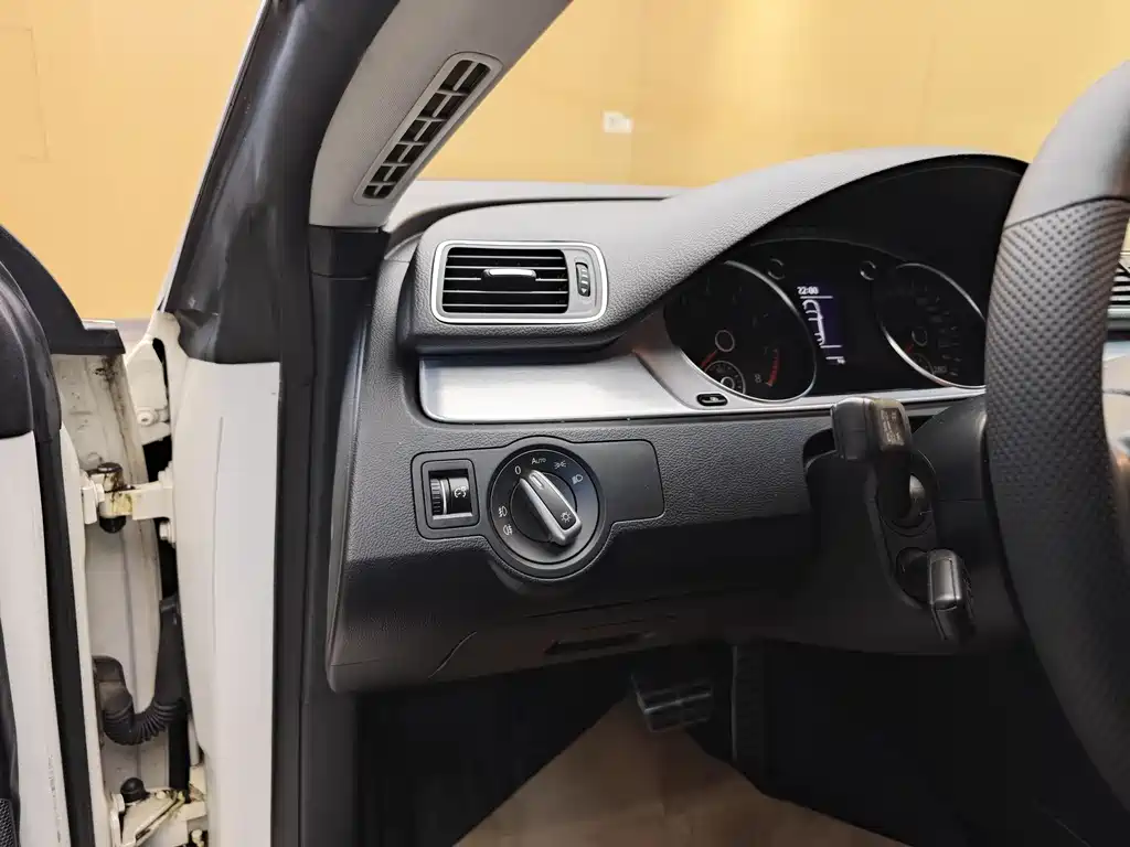 Volkswagen Volkswagen CC 2012 1.8TSI Luxury Edition 2012 - thumbnail 11