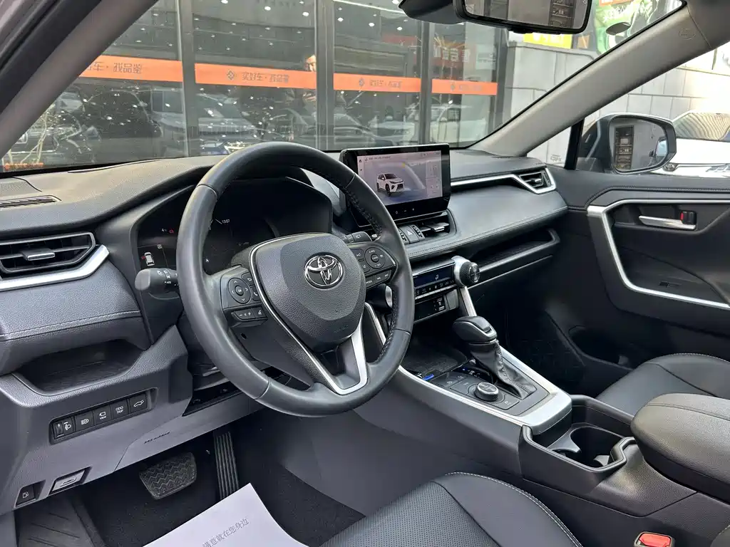Toyota Venza 2023 Dual Engine 2.5L E-CVT AWD Premium Edition 2023 - thumbnail 15