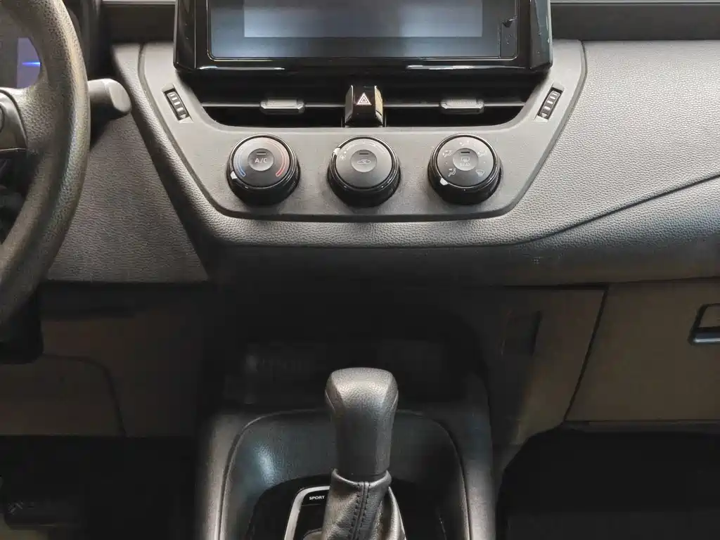 Toyota Toyota Corolla 2021 TNGA 1.5L CVT XLE 2022 - thumbnail 18