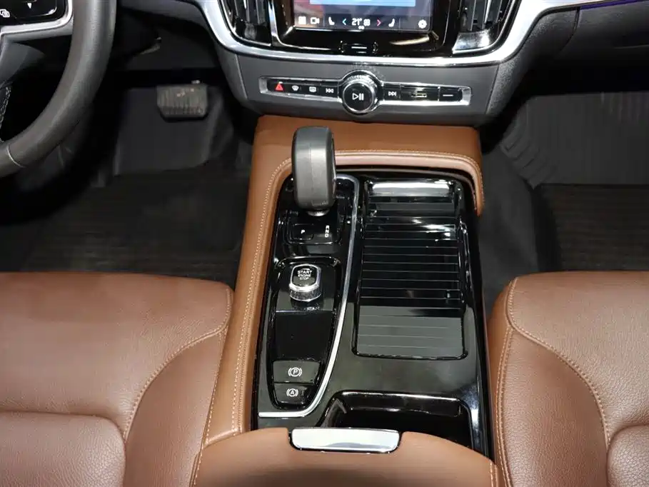 Volvo Volvo S90 T8 AWD Long Range Excellence Edition 2023 - thumbnail 14