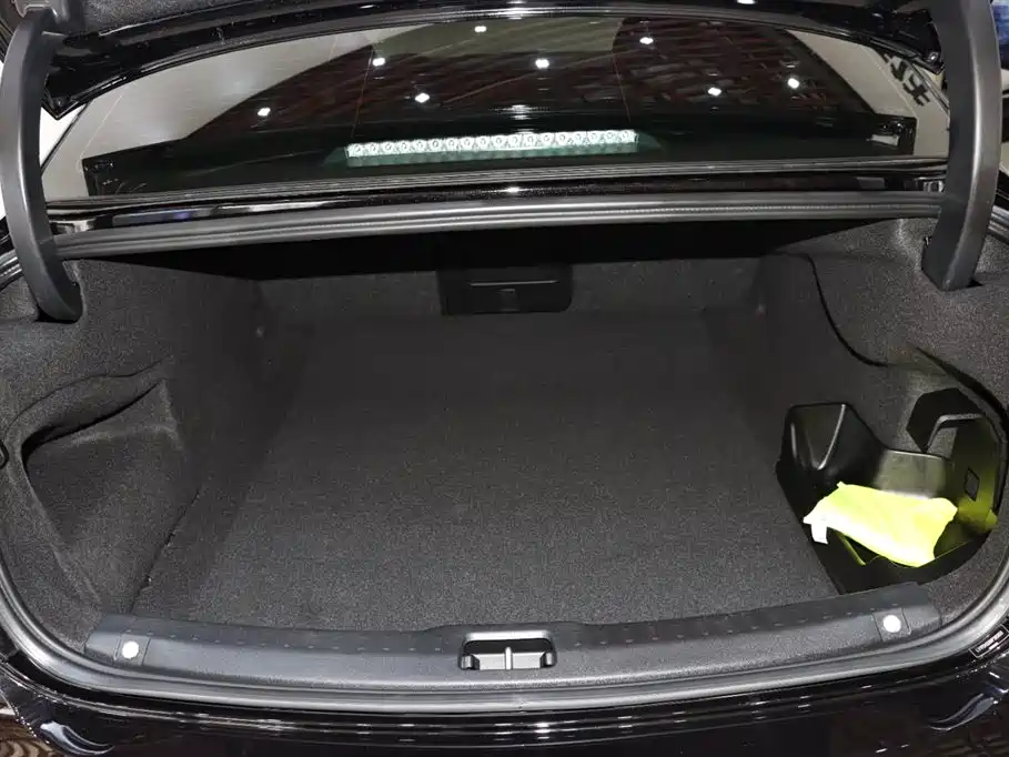 Volvo Volvo S90 T8 AWD Long Range Excellence Edition 2023 - thumbnail 17