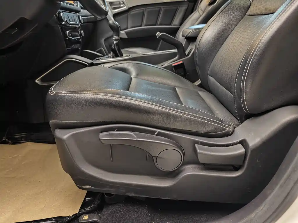 Geely Auto Geely Emgrand X6 2016 1.8L Manual Luxury Edition 2017 - thumbnail 10