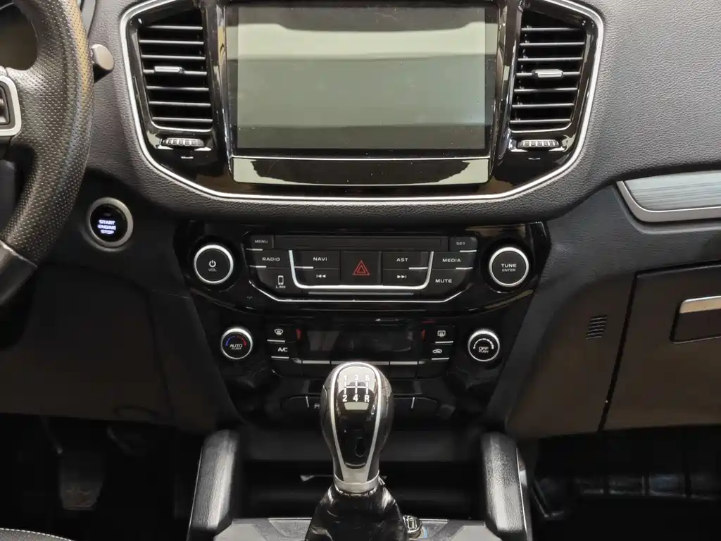 Geely Auto Geely Emgrand X6 2016 1.8L Manual Luxury Edition 2017 - thumbnail 18