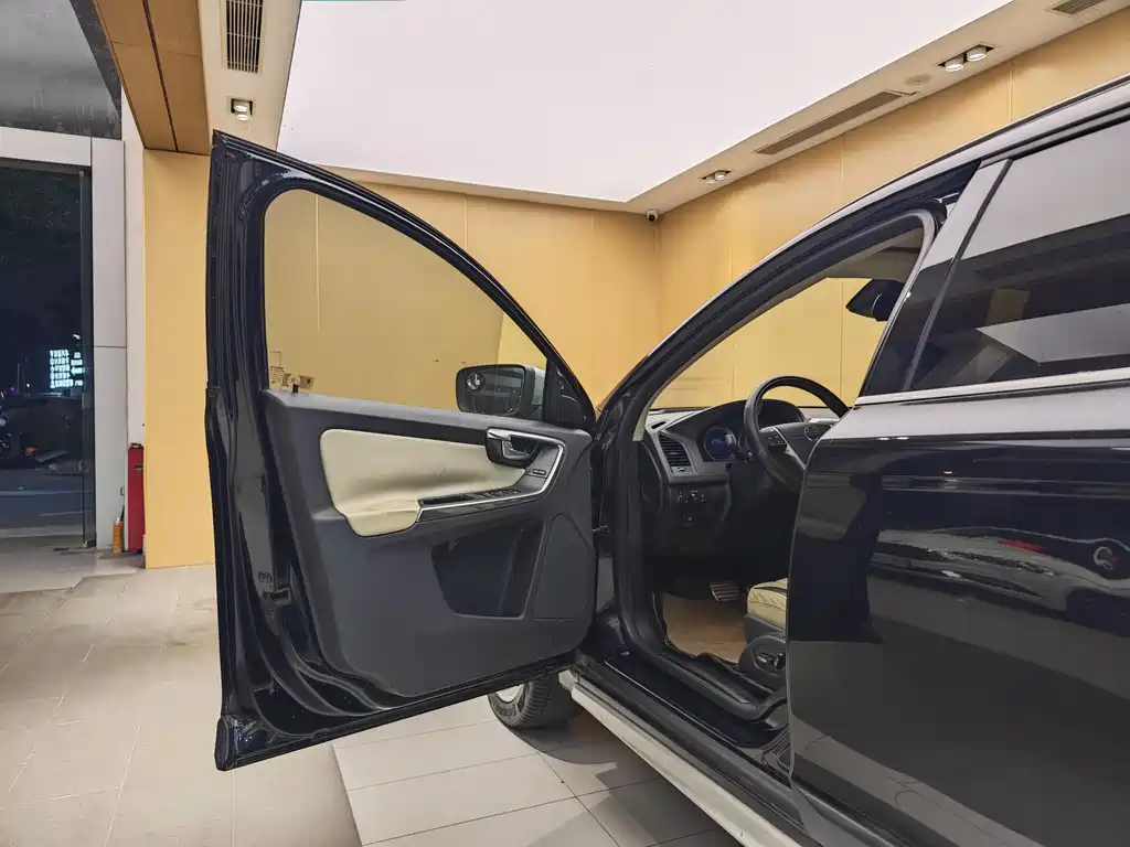 Volvo Volvo XC60 Import 2012 T6 AWD Sport Edition 2012 - thumbnail 7