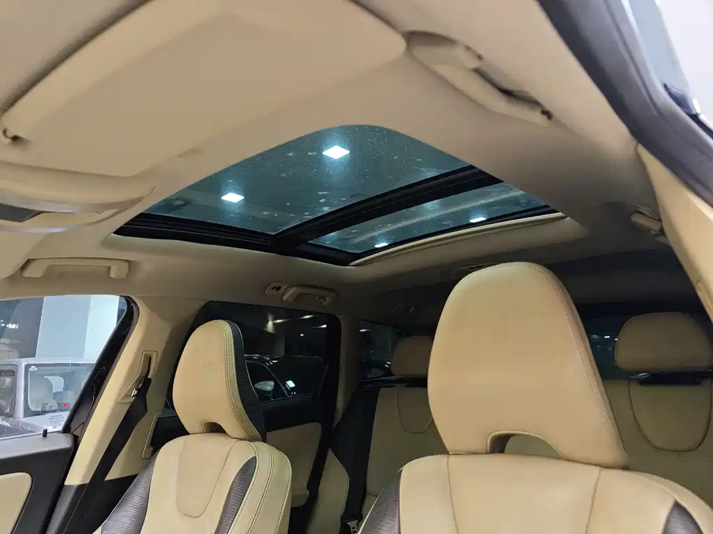 Volvo Volvo XC60 Import 2012 T6 AWD Sport Edition 2012 - thumbnail 12