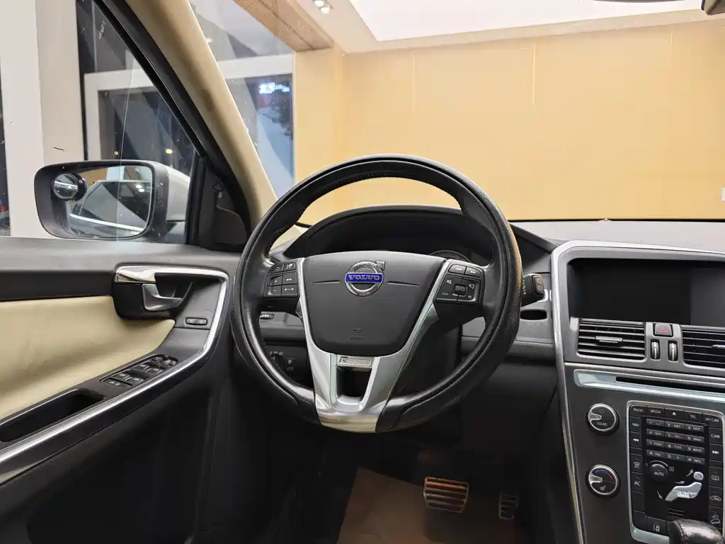 Volvo Volvo XC60 Import 2012 T6 AWD Sport Edition 2012 - thumbnail 14