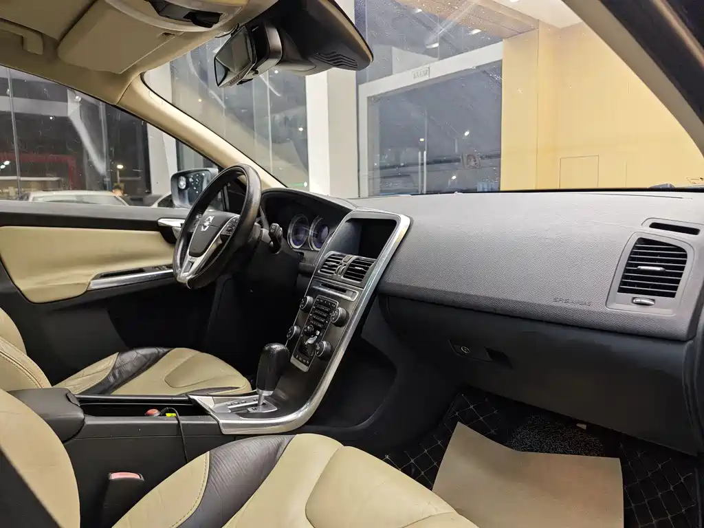 Volvo Volvo XC60 Import 2012 T6 AWD Sport Edition 2012 - thumbnail 29