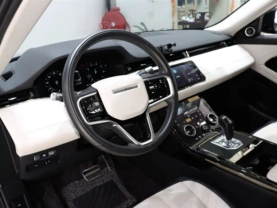 Land Rover Range Rover Evoque 2021 L 249PS R-Dynamic First Edition 2022 - thumbnail 10