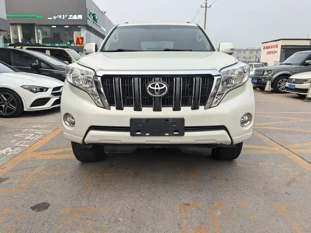 Toyota Toyota Prado 2016 2.7L Automatic Standard Edition 2017 - thumbnail 2