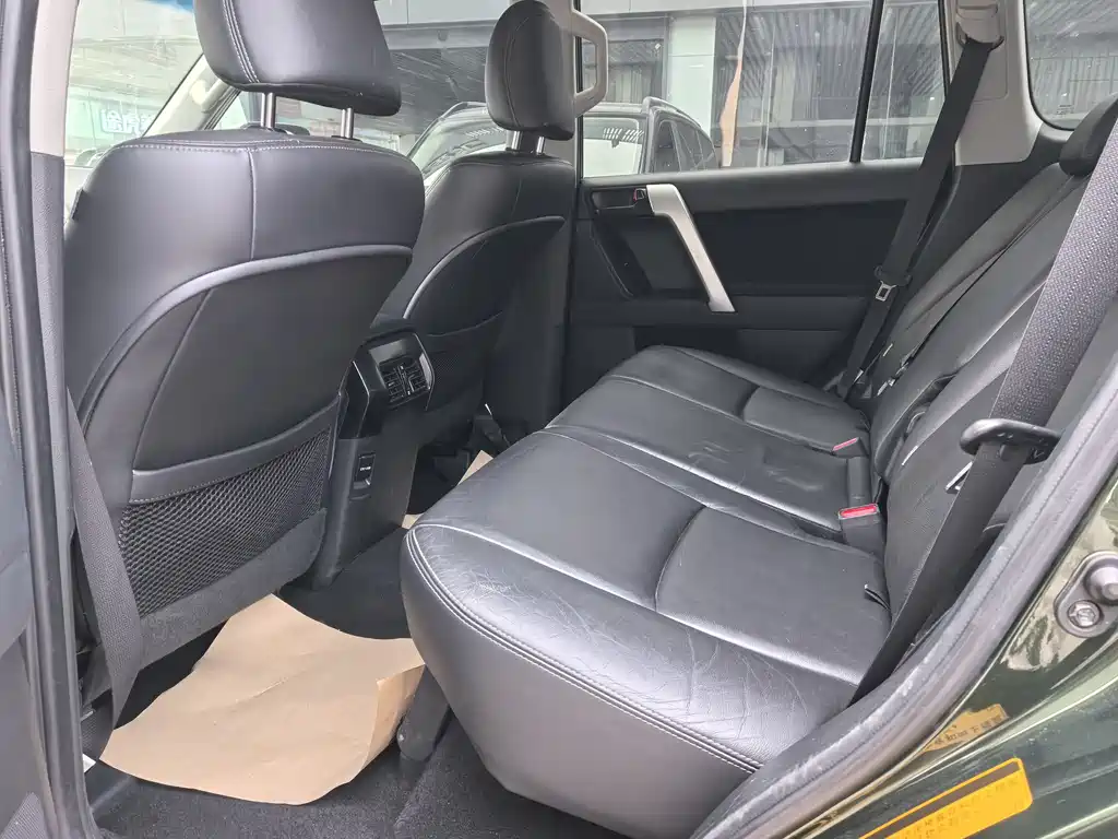 Toyota Toyota Prado 2016 2.7L Automatic Standard Edition 2017 - thumbnail 7