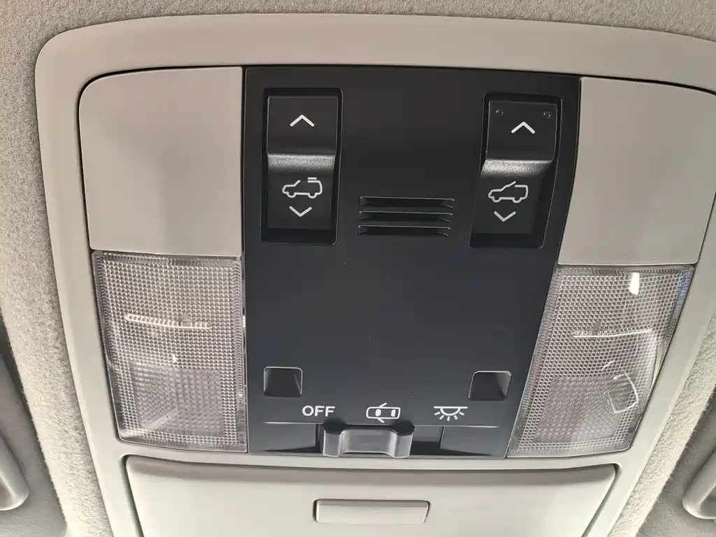Toyota Toyota Prado 2016 2.7L Automatic Standard Edition 2017 - thumbnail 8