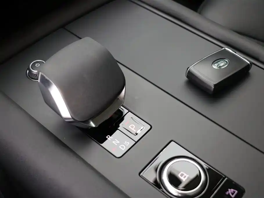 Land Rover Discovery 2024 360PS S 2024 - thumbnail 14