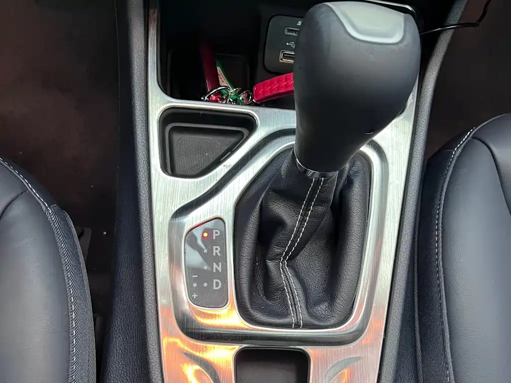 Jeep Chrysler Cherokee 2016 2.4L Limited Intelligent Edition 2017 - thumbnail 17