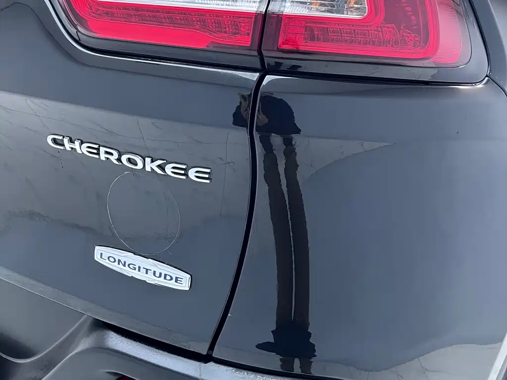 Jeep Chrysler Cherokee 2016 2.4L Limited Intelligent Edition 2017 - thumbnail 23