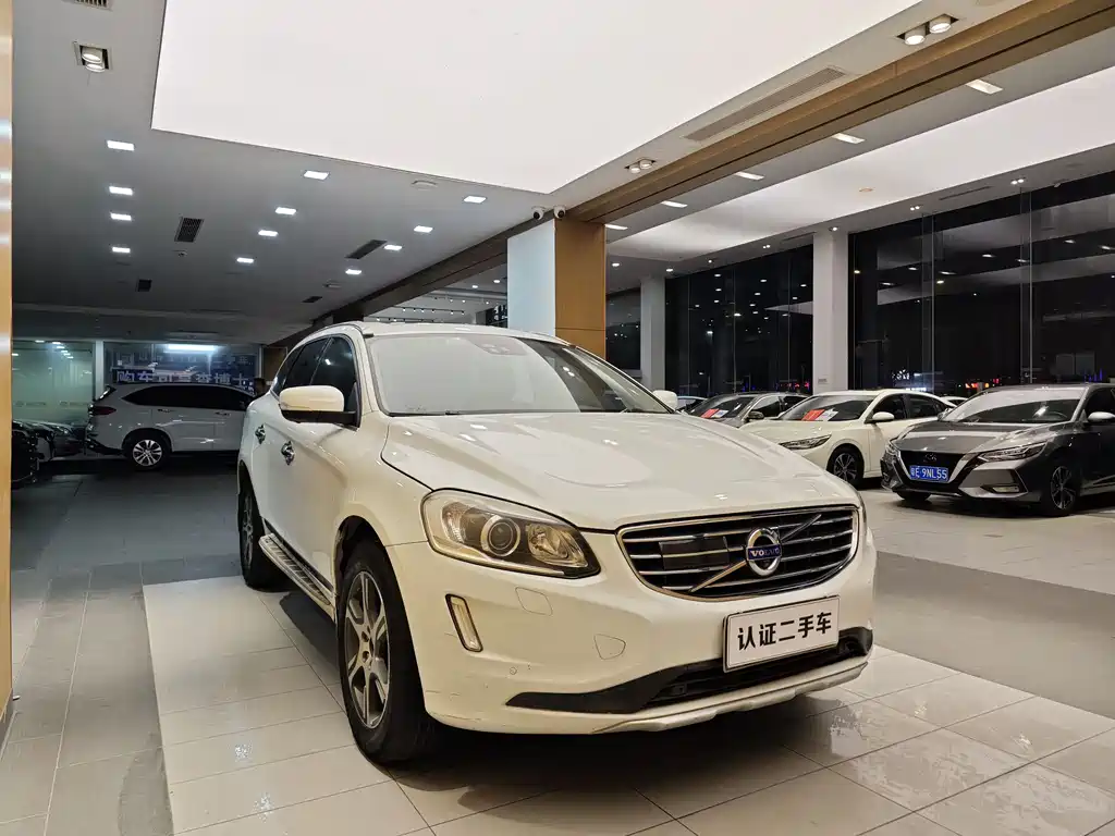 Volvo Volvo XC60 2015 T5 AWD Intelligent Edition 2014 - thumbnail 4