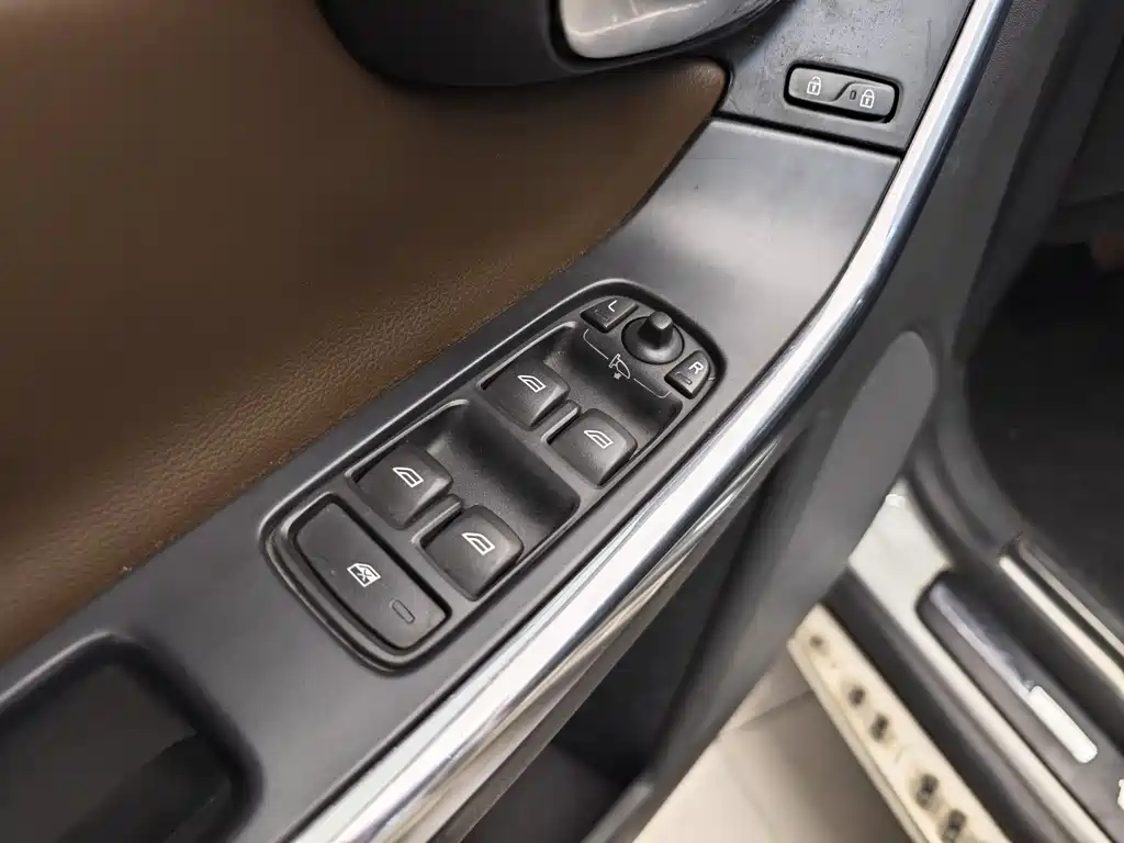 Volvo Volvo XC60 2015 T5 AWD Intelligent Edition 2014 - thumbnail 9