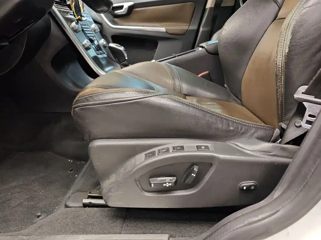 Volvo Volvo XC60 2015 T5 AWD Intelligent Edition 2014 - thumbnail 10