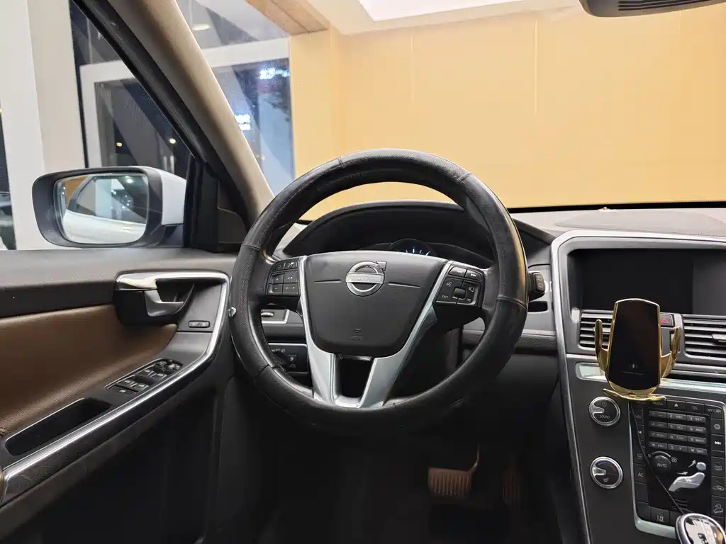 Volvo Volvo XC60 2015 T5 AWD Intelligent Edition 2014 - thumbnail 14