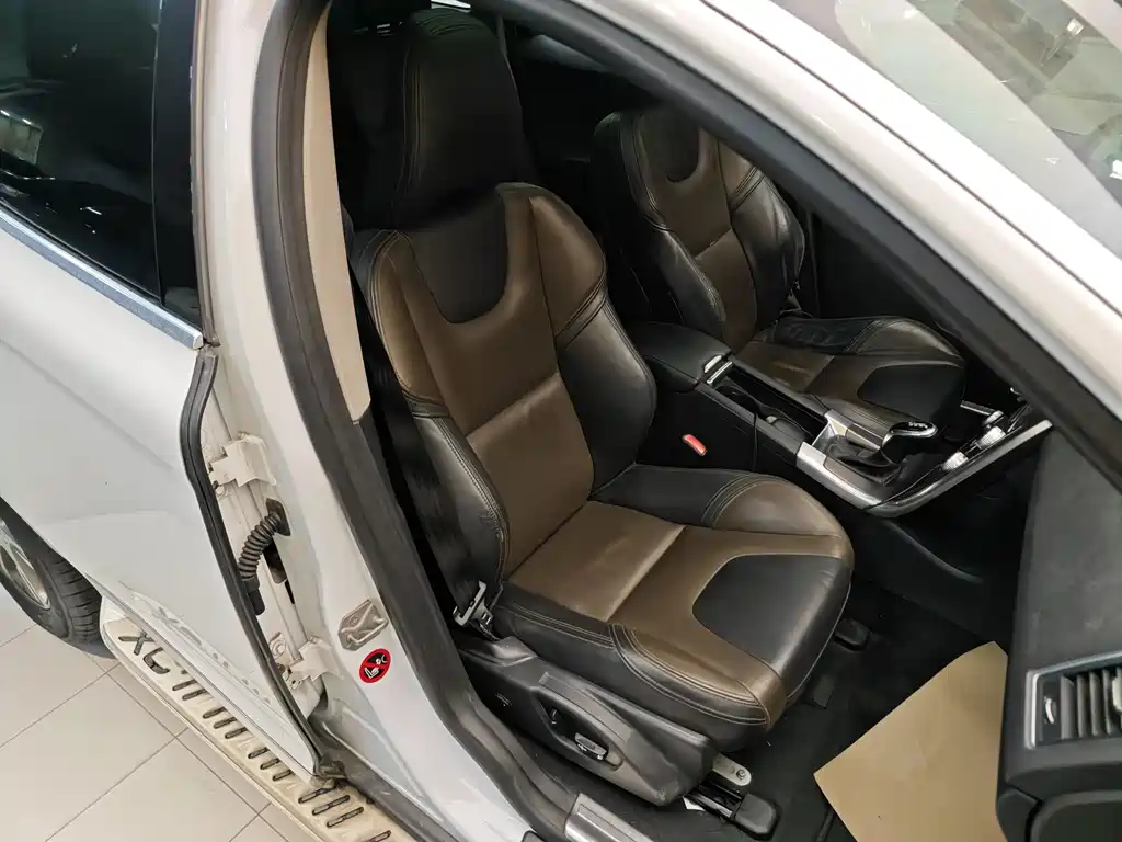 Volvo Volvo XC60 2015 T5 AWD Intelligent Edition 2014 - thumbnail 29