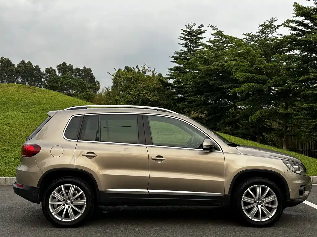 Volkswagen Volkswagen Tiguan 2012 2.0TSI Comfortline 2015 - thumbnail 5