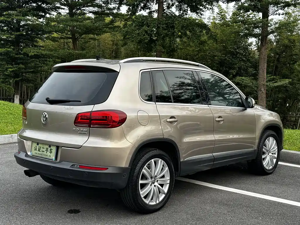 Volkswagen Volkswagen Tiguan 2012 2.0TSI Comfortline 2015 - thumbnail 8