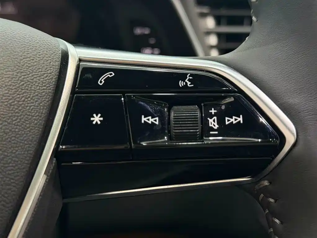 Audi Audi A6L 2021 40 TFSI Luxury Dynamic Model 2021 - thumbnail 13