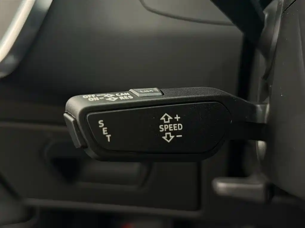 Audi Audi A6L 2021 40 TFSI Luxury Dynamic Model 2021 - thumbnail 14