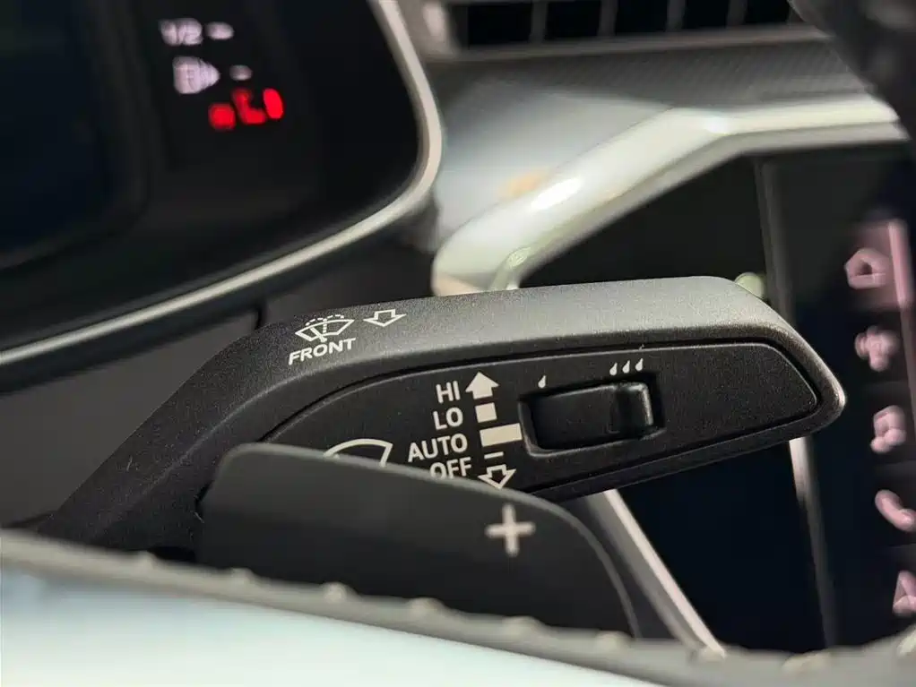 Audi Audi A6L 2021 40 TFSI Luxury Dynamic Model 2021 - thumbnail 16