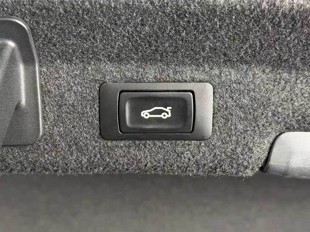 Audi Audi A6L 2021 40 TFSI Luxury Dynamic Model 2021 - thumbnail 27