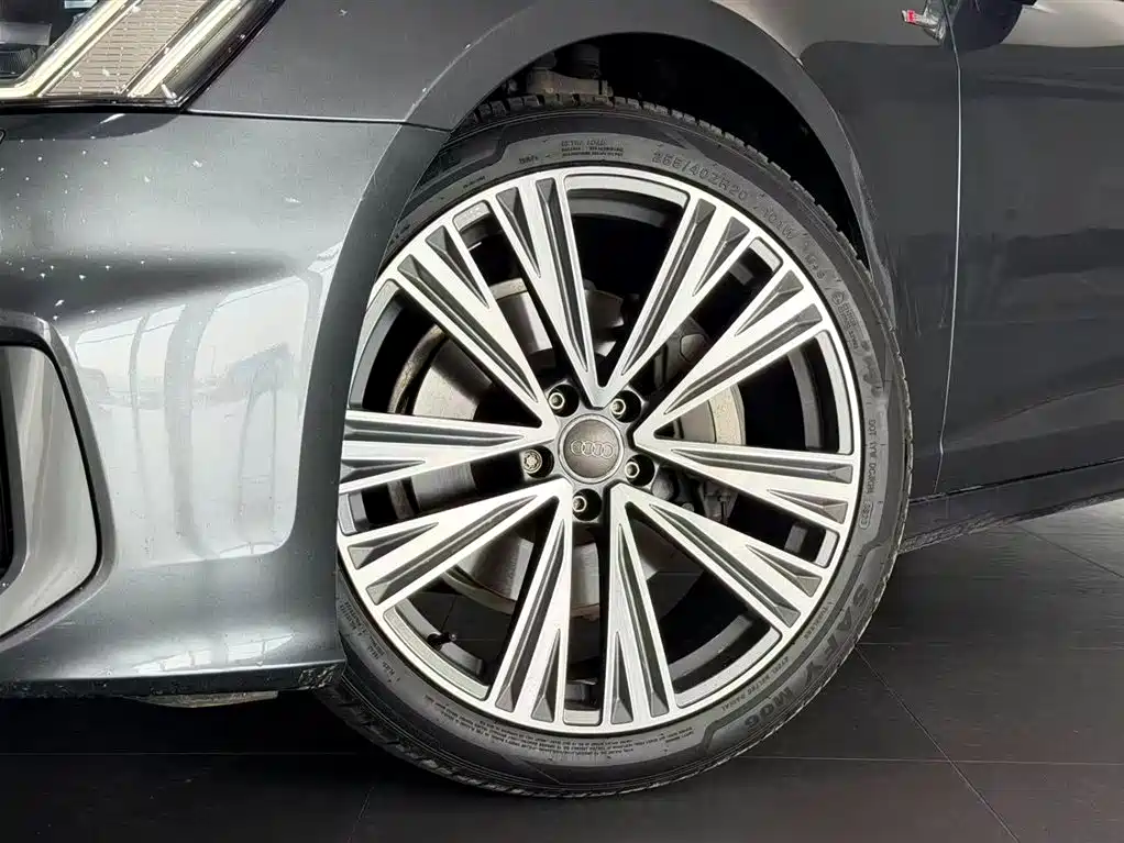 Audi Audi A6L 2021 40 TFSI Luxury Dynamic Model 2021 - thumbnail 28