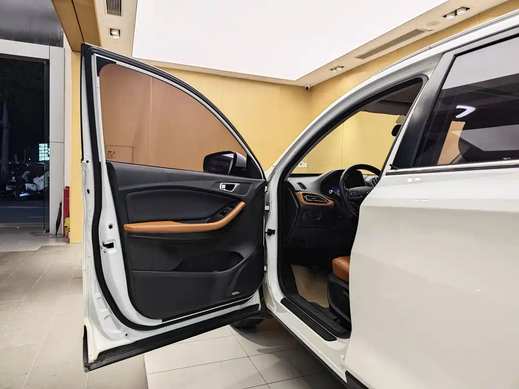 Chery Tiggo 7 2016 1.5T Manual Shine Edition 2017 - thumbnail 7