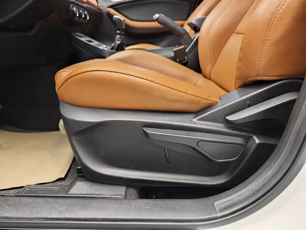 Chery Tiggo 7 2016 1.5T Manual Shine Edition 2017 - thumbnail 10