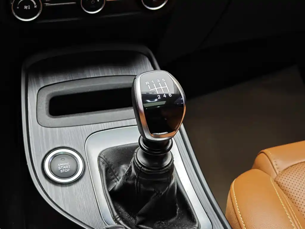 Chery Tiggo 7 2016 1.5T Manual Shine Edition 2017 - thumbnail 17